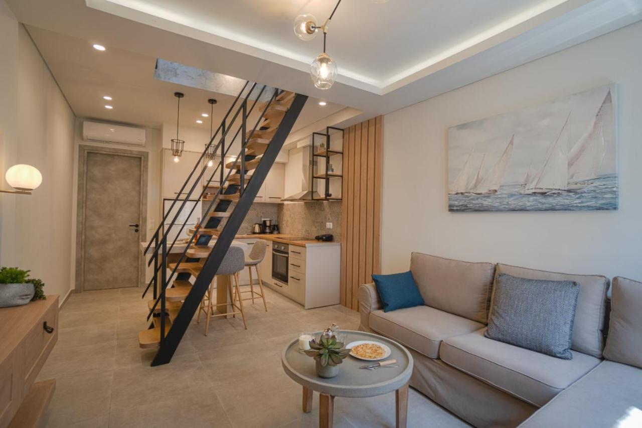 דירות Khóra Sfakíon Jacuzzi Maisonette In Sfakia Center 'New 2023' מראה חיצוני תמונה